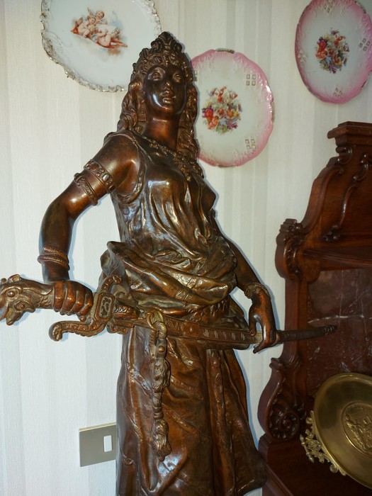 Orientalistic bronze 85cm high signed A.Levy